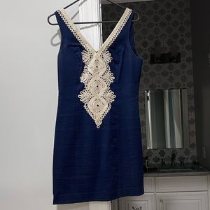 Lilly Pulitzer navy blue shift dress